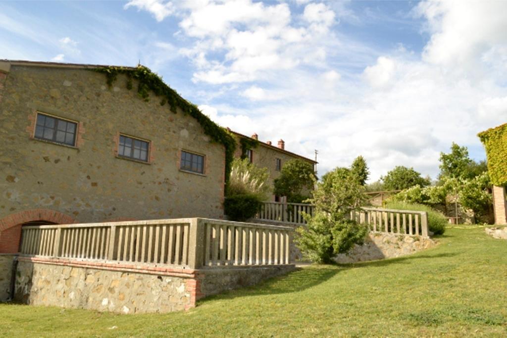 Fattoria Il Poggio San Feliciano Exterior photo