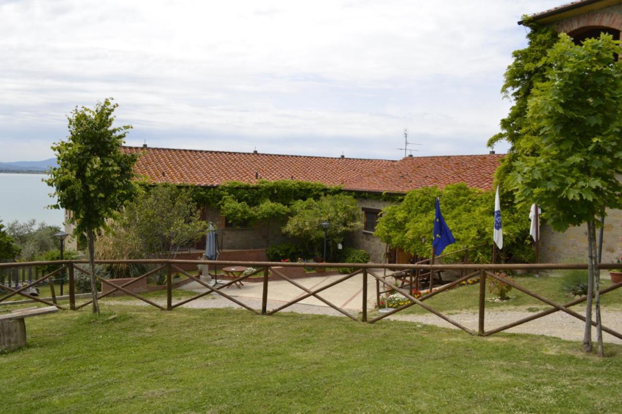 Fattoria Il Poggio San Feliciano Exterior photo