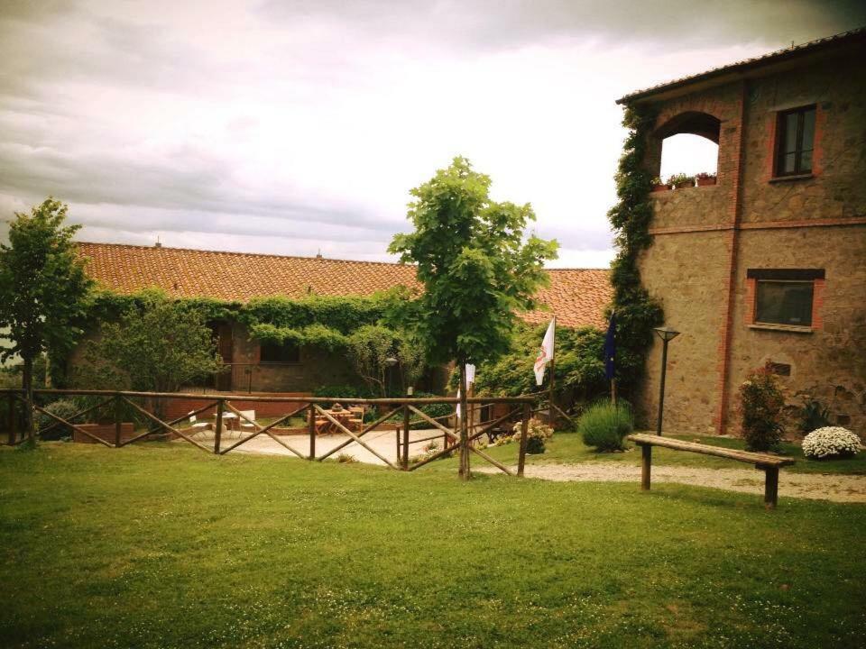 Fattoria Il Poggio San Feliciano Exterior photo